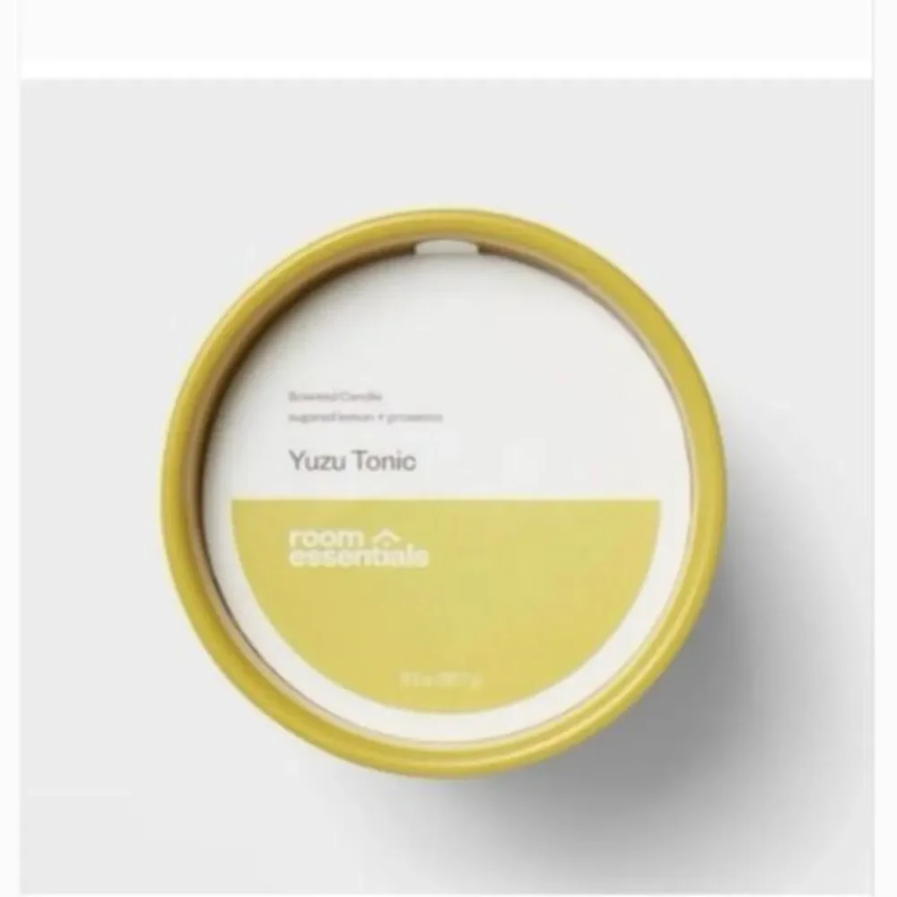 Room Essentials Yuzu Tonic Sugared Lemon + Prosecco Candle 13.5oz